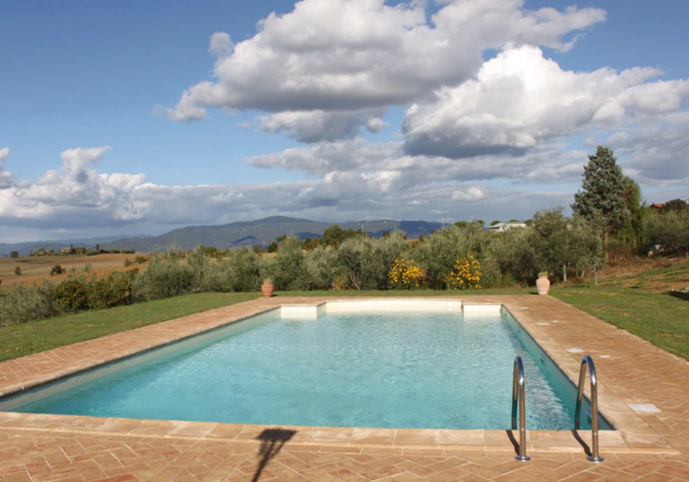 PISCINA
Ad uso esclusivo degli ospiti